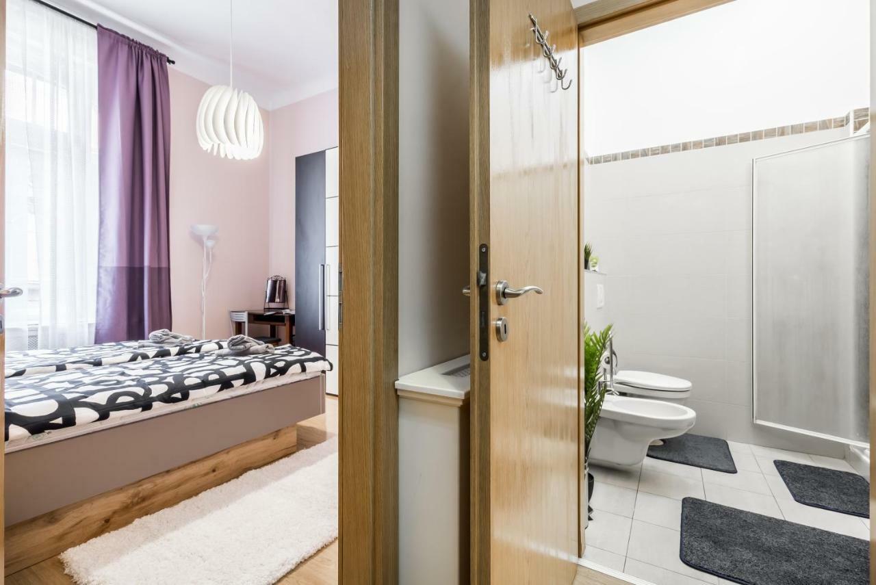 Bpr King Prime Home With A/C Budapest Kültér fotó