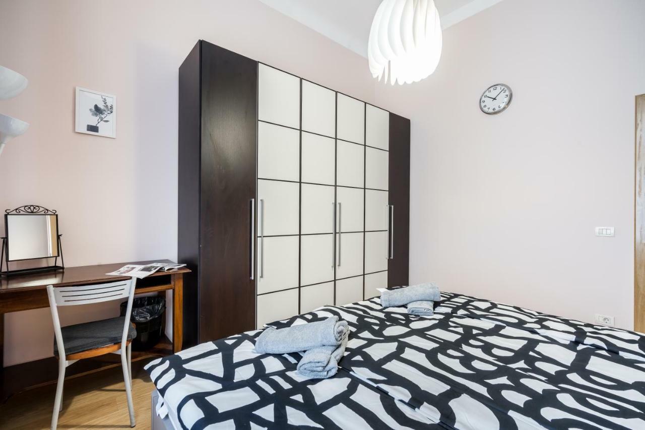 Bpr King Prime Home With A/C Budapest Kültér fotó