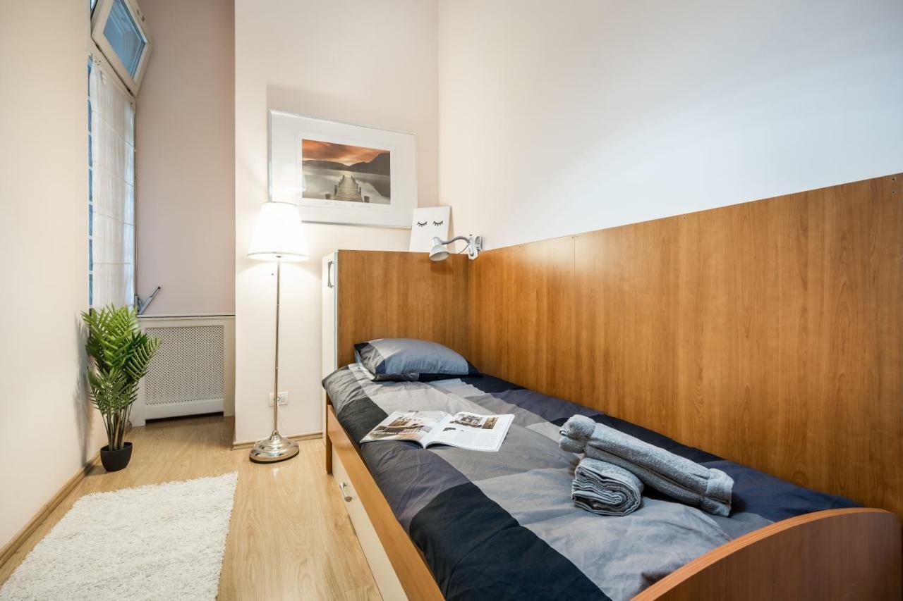 Bpr King Prime Home With A/C Budapest Kültér fotó